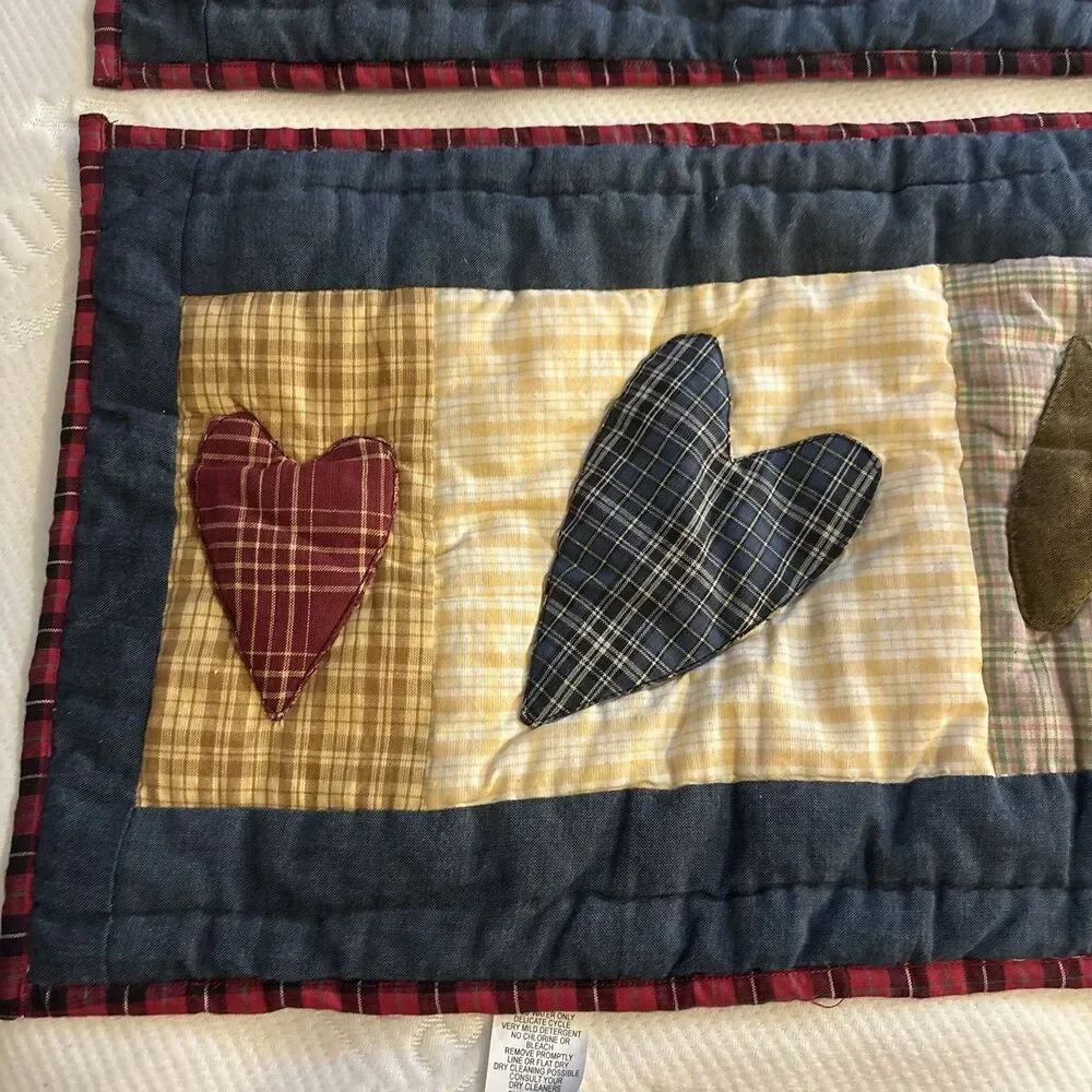 Patch Magic Primitive Heart Placemats 13